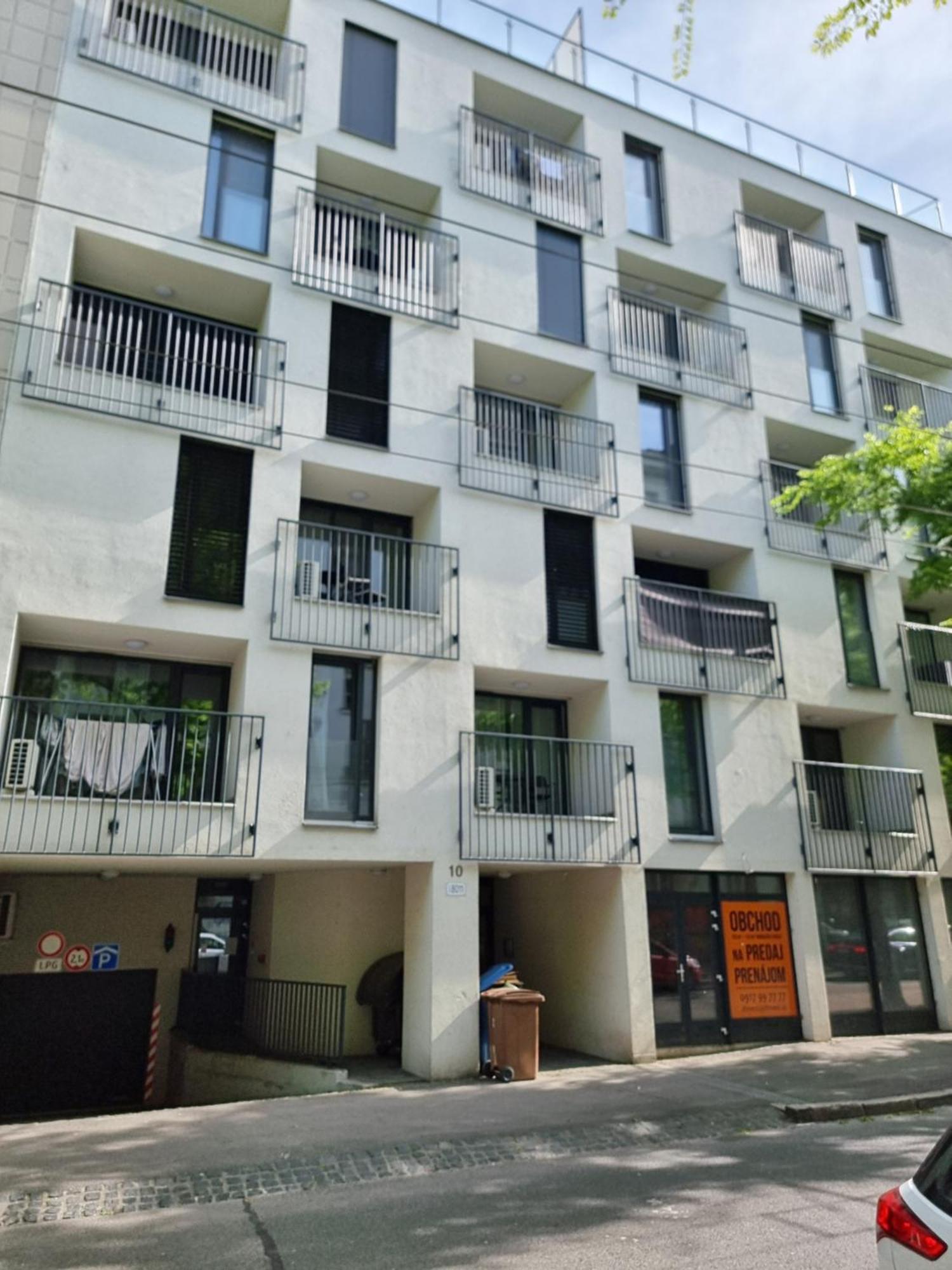 Apartman - Centrum Bratislava Exterior photo